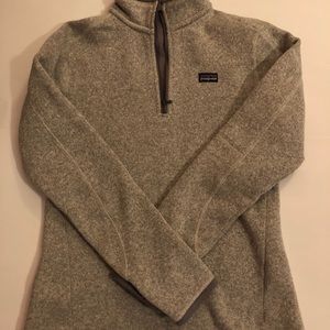 Gray Patagonia pullover. Women’s MEDIUM